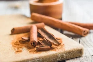 Discover everything about cinnamon sticks, from their types and uses to their health benefits and how to choose and store them properly.